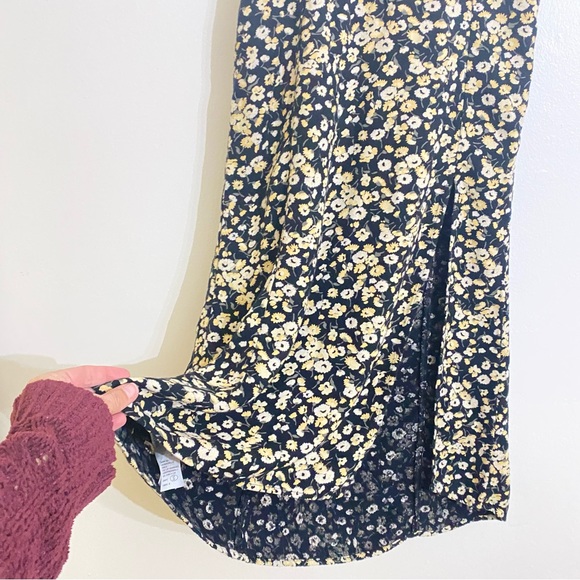 Abercrombie & Fitch Pink & Black Floral Midi Length Skirt, Size XS - Picture 3 of 3